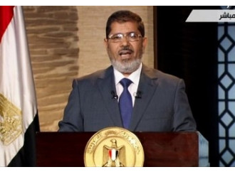 Egitto, Morsi apre
Il Patriarca twitta